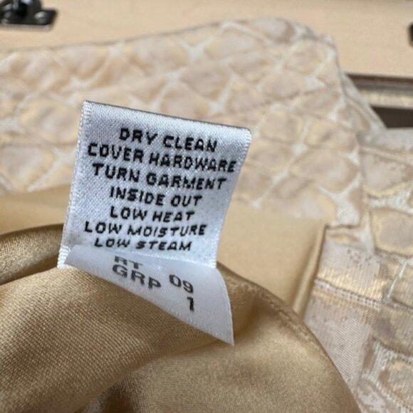 St. John Cream Blazer Size 6 - Picture 9 of 9